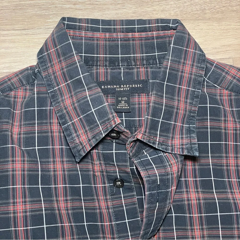Banana Republic Button Down Men’s Size Medium Slim Fit